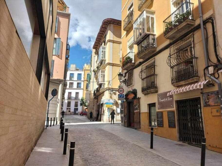 Loft Old City Couples Getaway 알리칸테 외부 사진