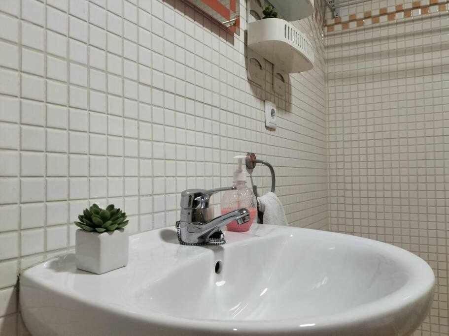 Loft Old City Couples Getaway 알리칸테 외부 사진