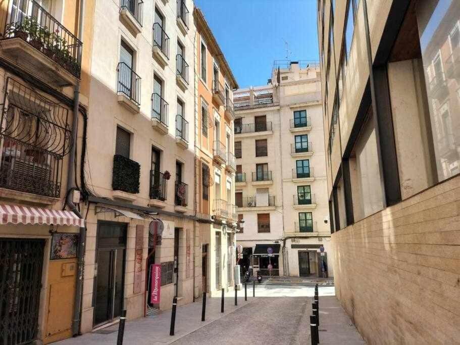 Loft Old City Couples Getaway 알리칸테 외부 사진
