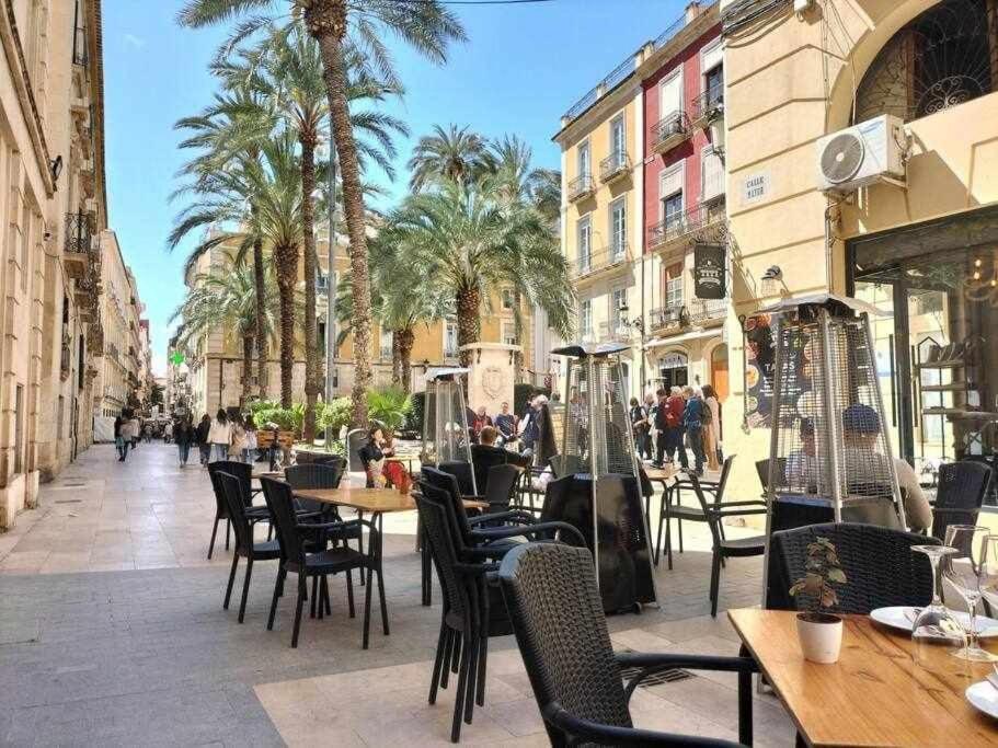 Loft Old City Couples Getaway 알리칸테 외부 사진